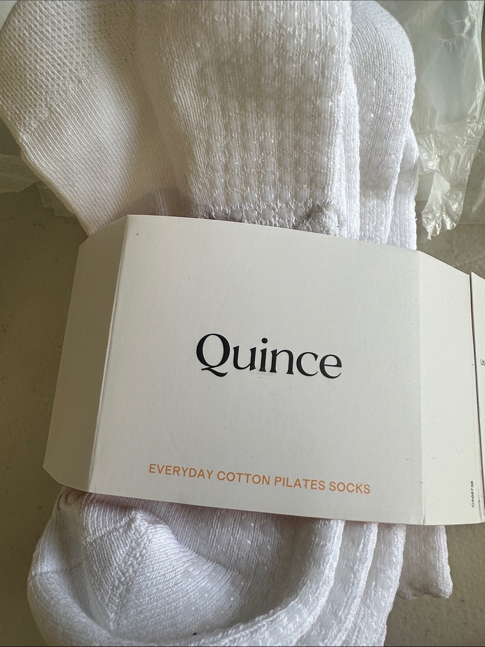 Quince Men's and women’s Cotton Pilates Socks - White